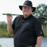 Charlie-Rymer-Putter-on-Shoulder